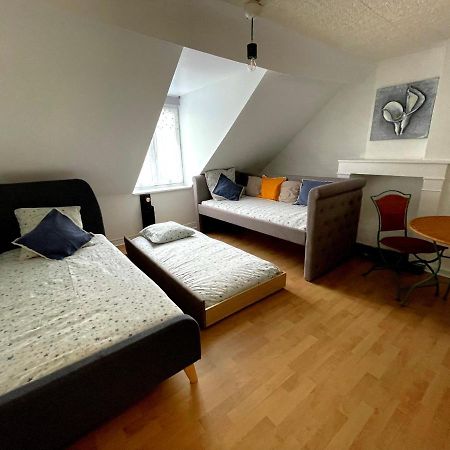 شقة Triplex Plein Coeur Du Centre Historique Charleville-Mézières المظهر الخارجي الصورة
