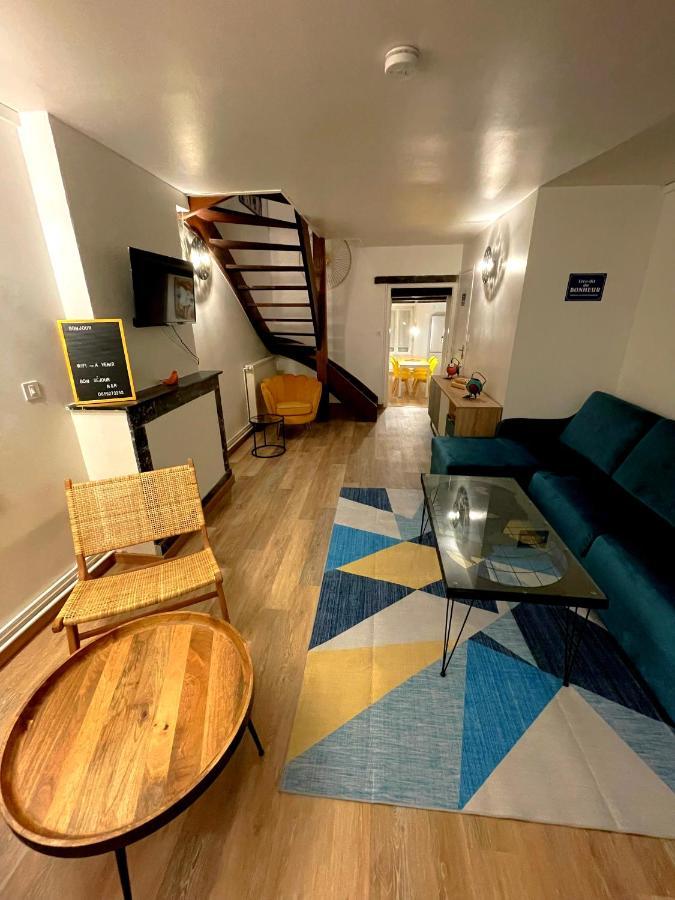 شقة Triplex Plein Coeur Du Centre Historique Charleville-Mézières المظهر الخارجي الصورة