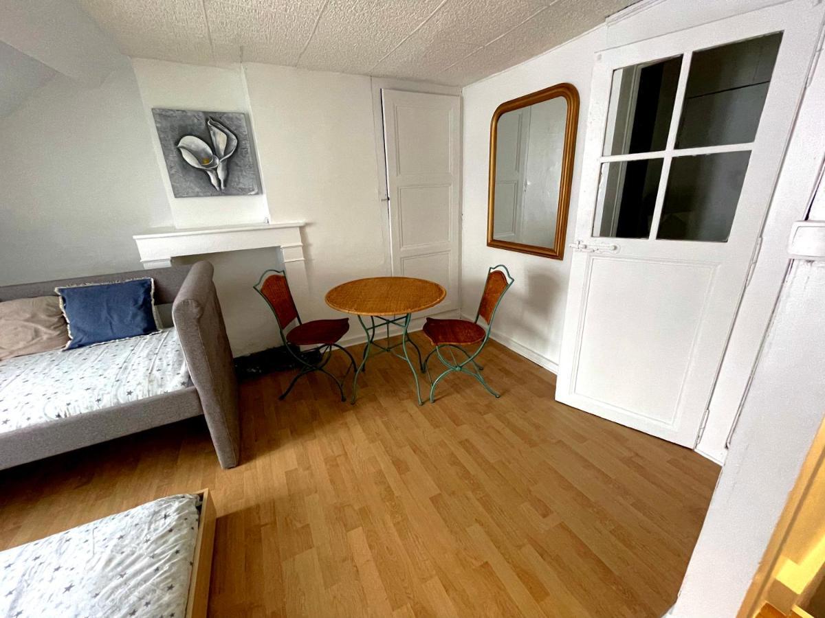 شقة Triplex Plein Coeur Du Centre Historique Charleville-Mézières المظهر الخارجي الصورة